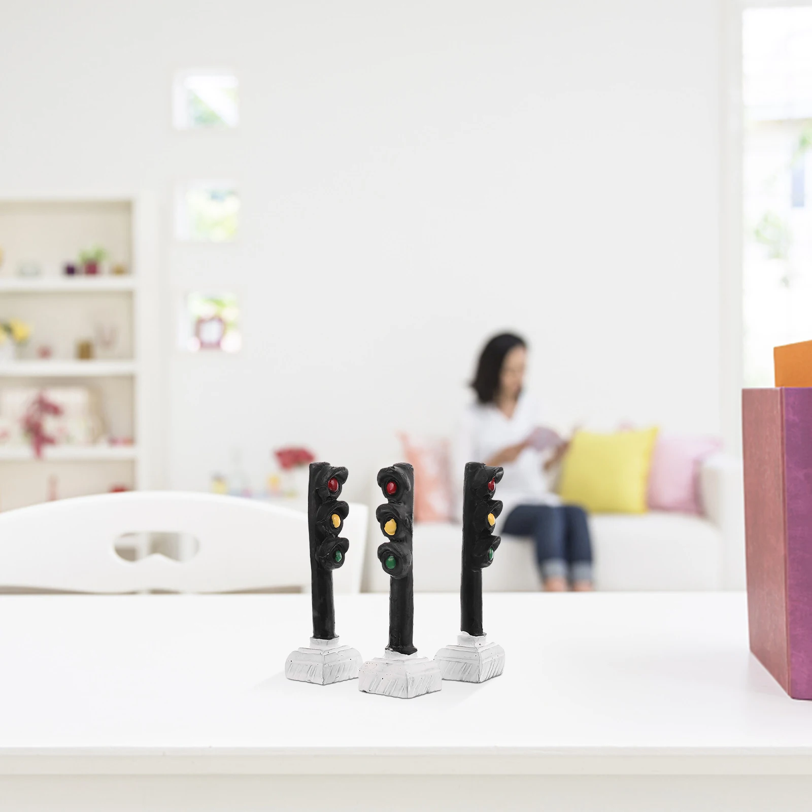 3PCS Mini Resin Traffic Light Decor Safe Compact Size Kids Toy Creative Design Montessori Educational
3PCS Mini Resin Traffic Light Decor Safe Compact Size Kids Toy Creative Design Montessori Educational