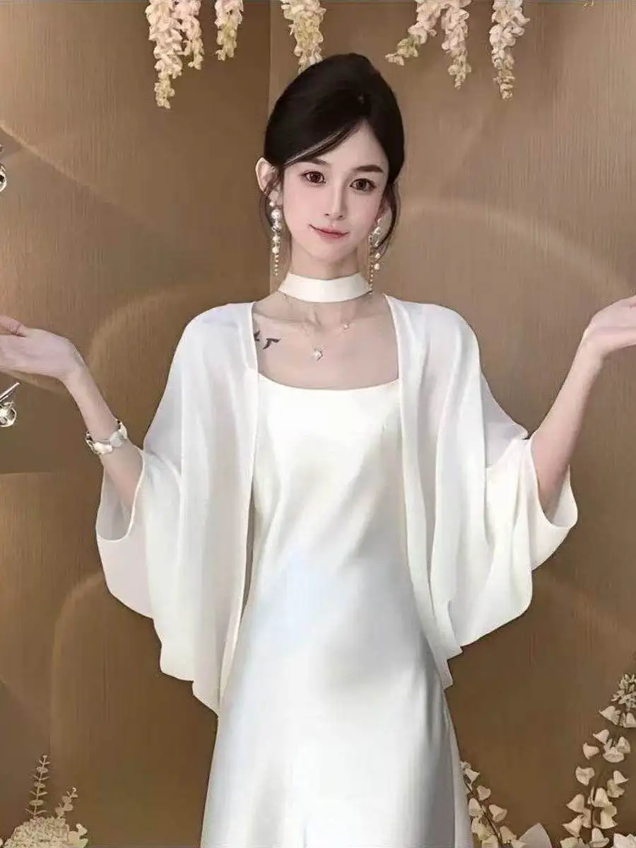 Elegant Loose Women's Shawl Sun Protection Summer Open Cardigan Air Conditioning Shirt Chinese Style Casual Sport S...
Elegant Loose Women's Shawl Sun Protection Summer Open Cardigan Air Conditioning Shirt Chinese Style Casual Sport S...
