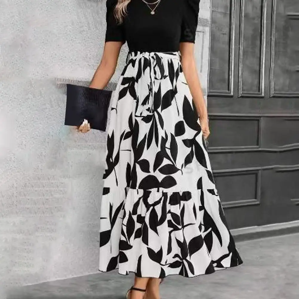 Summer Women Dress Color Matching Print Lace-up Waist Pleated Ruffle Maxi Dress Round Neck Short Sleeves A-line Big Hem Dress
Summer Women Dress Color Matching Print Lace-up Waist Pleated Ruffle Maxi Dress Round Neck Short Sleeves A-line Big Hem Dress