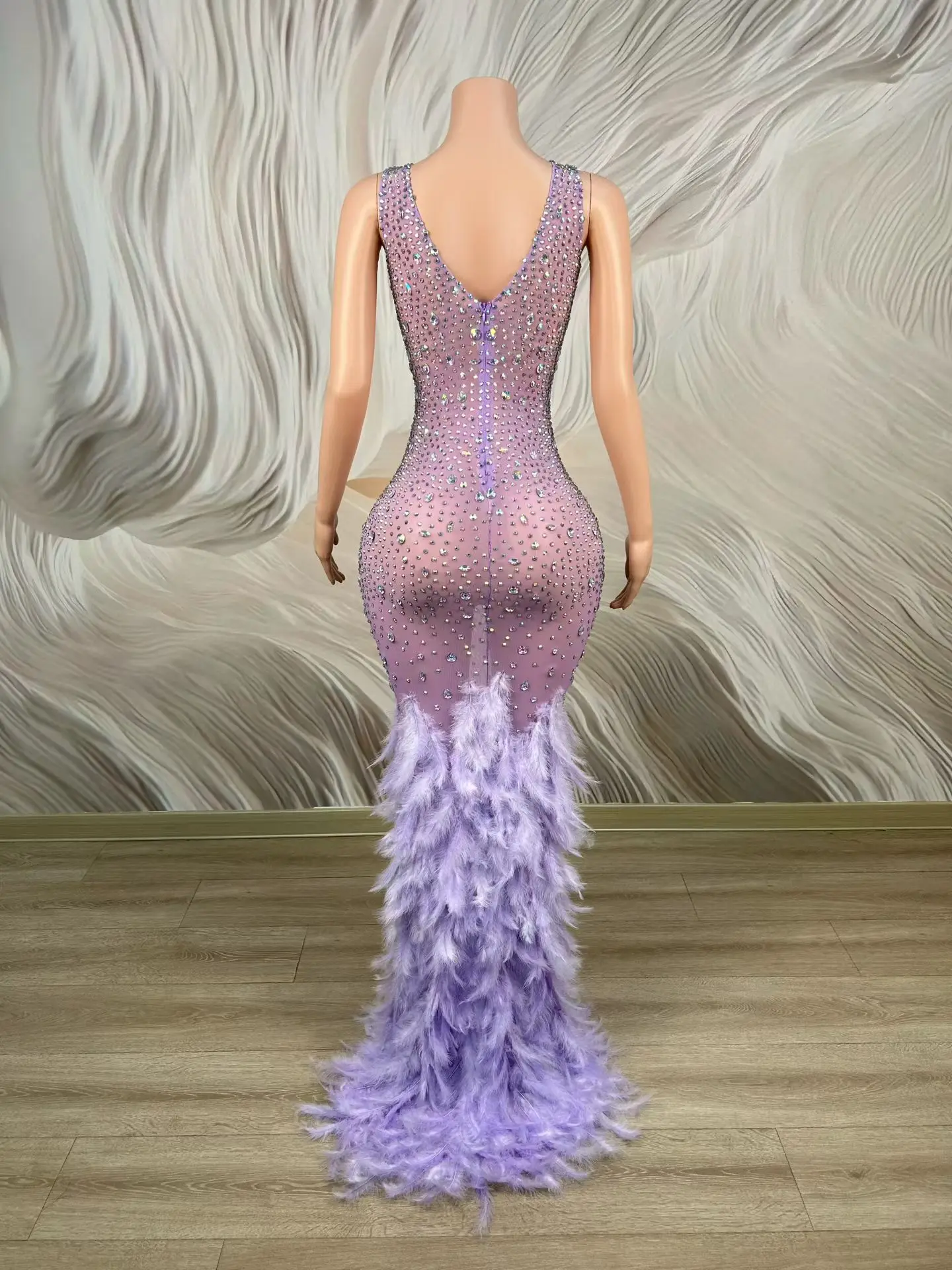 Kongque Elegant Women V-neck Evening Dress Purple Diamond Perspective Mesh Feather Long Dress Bar Stage Performance Dress
Kongque Elegant Women V-neck Evening Dress Purple Diamond Perspective Mesh Feather Long Dress Bar Stage Performance Dress