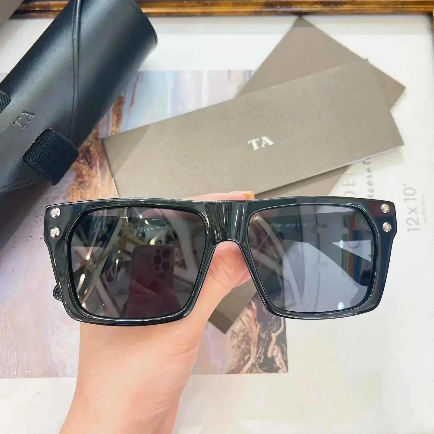 New For DIYTA DT DTS455 Classic Black Acetate Frame Square Womens Sunglasses Premium Vintage Fashion Men's Sun Glasses With Box
New For DIYTA DT DTS455 Classic Black Acetate Frame Square Womens Sunglasses Premium Vintage Fashion Men's Sun Glasses With Box