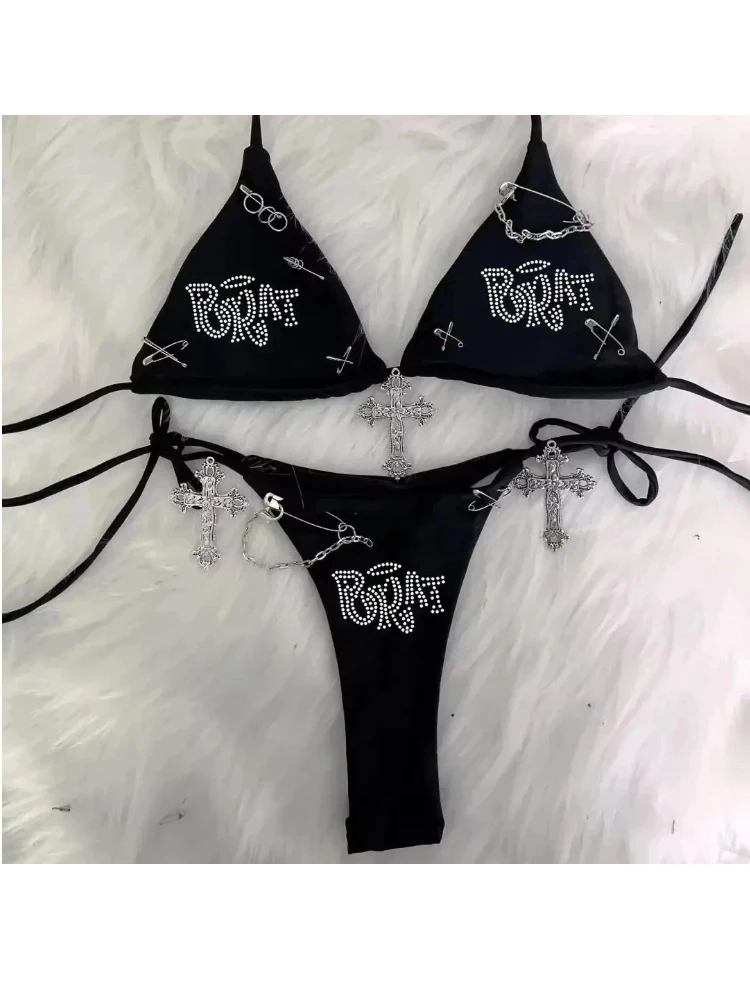 Gothic women's punk Harajuku Y2K girl's beach swimsuit, rhinestone skeleton bikini vest, black crop top bikini set
Gothic women's punk Harajuku Y2K girl's beach swimsuit, rhinestone skeleton bikini vest, black crop top bikini set