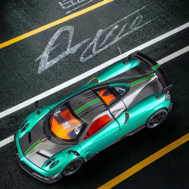 1:24 Simulation alloy sports car model children sound and light pull back toy car wholesale
1:24 Simulation alloy sports car model children sound and light pull back toy car wholesale