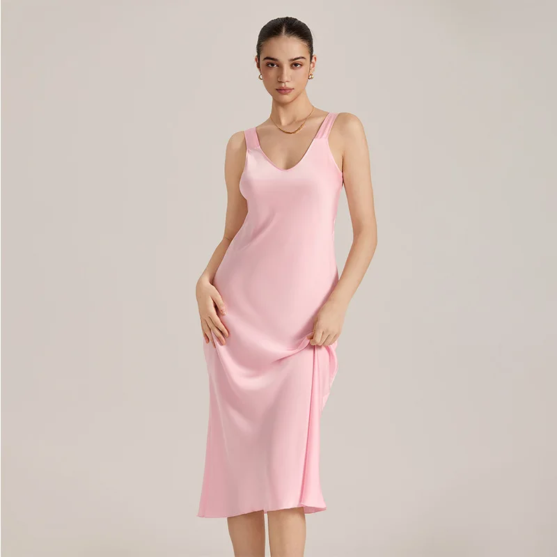 Women's Long Suspender Skirt V-neck Sleeveless Pajamas Wide Shoulder Strap Pajamas Women's
Women's Long Suspender Skirt V-neck Sleeveless Pajamas Wide Shoulder Strap Pajamas Women's
