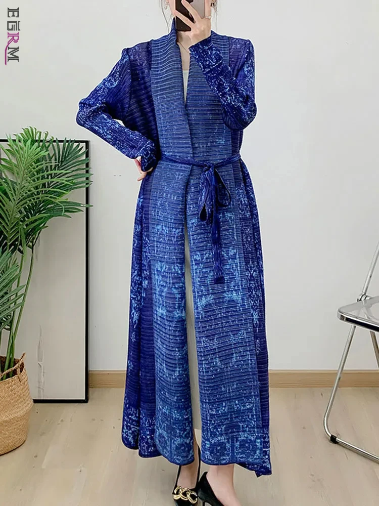 EGRM Pleated Large Size Robe Niche Design Long Sleeves Belt Windbreaker Female Elegant Party Clothing 2024 Autumn New 2DA7864
EGRM Pleated Large Size Robe Niche Design Long Sleeves Belt Windbreaker Female Elegant Party Clothing 2024 Autumn New 2DA7864