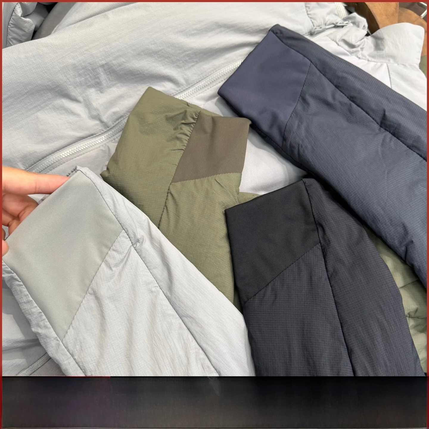 New Winter Men's Lightweight Windproof Waterproof Warm Cotton Jaet Outdoor Clothing Nylon Fabric Stand Fit Youth Faion
New Winter Men's Lightweight Windproof Waterproof Warm Cotton Jaet Outdoor Clothing Nylon Fabric Stand Fit Youth Faion