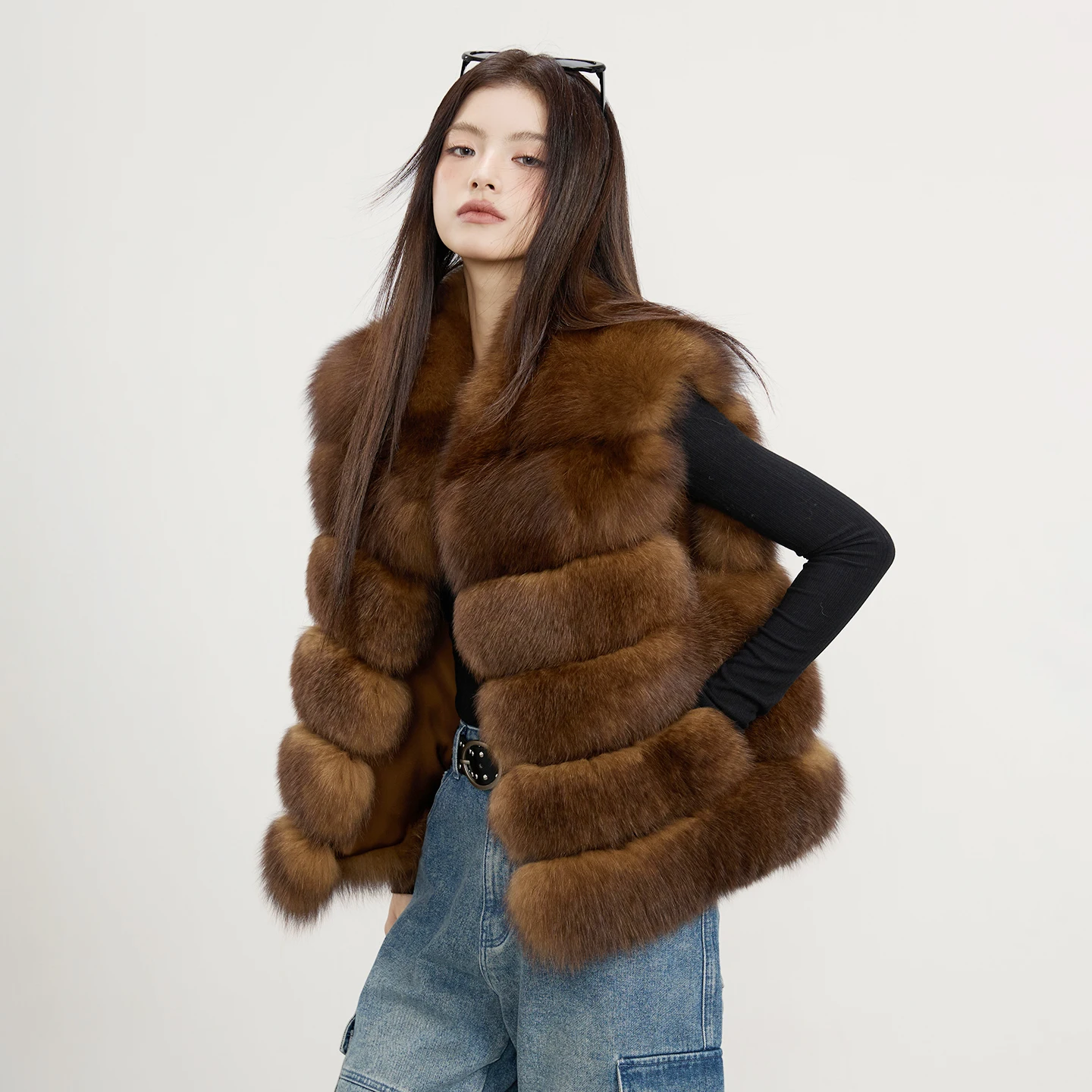 Fashion Autumn Women's Faux Fur Fox Coats Outdoor Female Fluffy Sleeveless Jackets Thick Winter Warm Outerwear Ladies Streetwear
Fashion Autumn Women's Faux Fur Fox Coats Outdoor Female Fluffy Sleeveless Jackets Thick Winter Warm Outerwear Ladies Streetwear