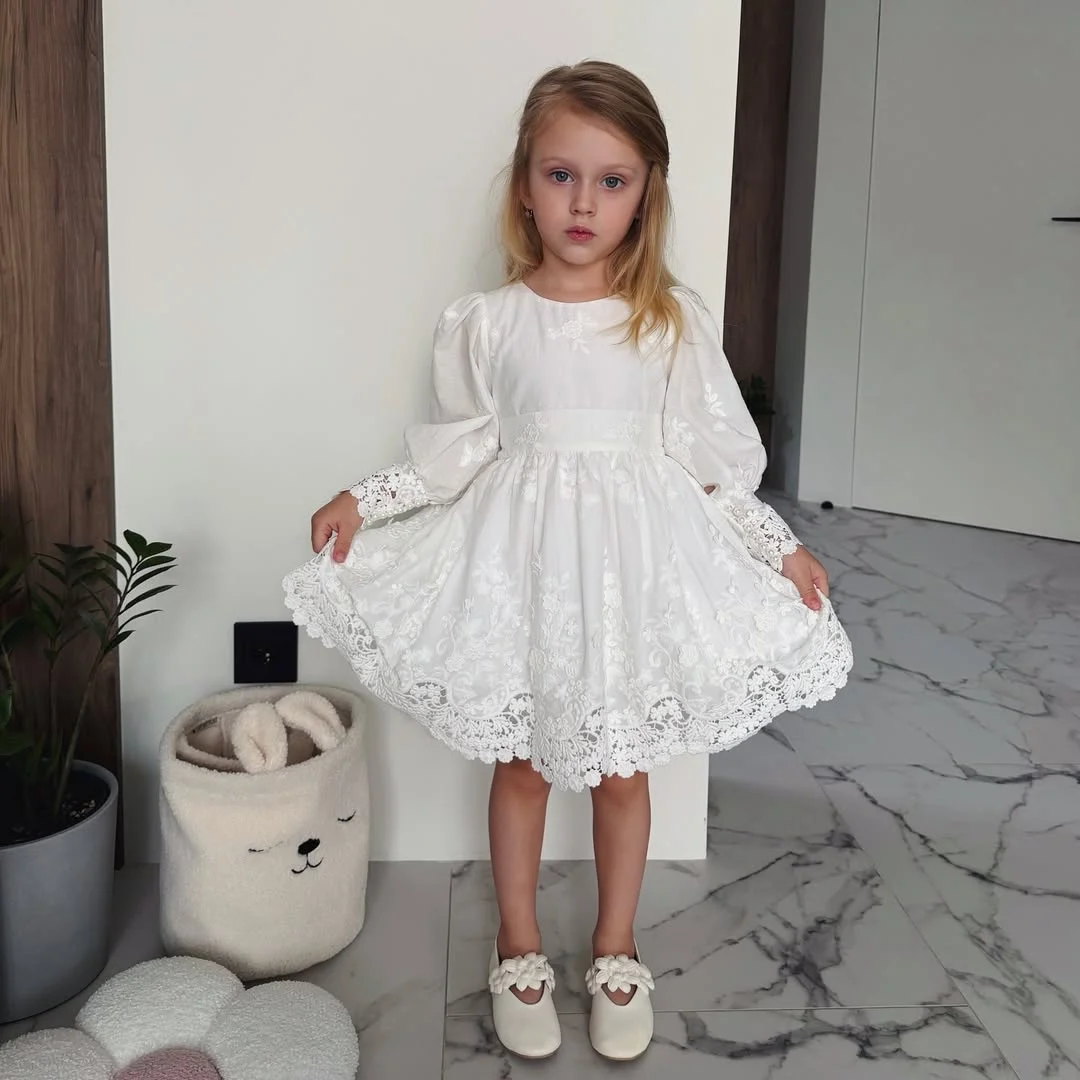 Princess White Custom Flower Girl Dress For Wedding Long Sleeve Applique Knee Lenght Kids Birthday Party First Communion Gown
Princess White Custom Flower Girl Dress For Wedding Long Sleeve Applique Knee Lenght Kids Birthday Party First Communion Gown