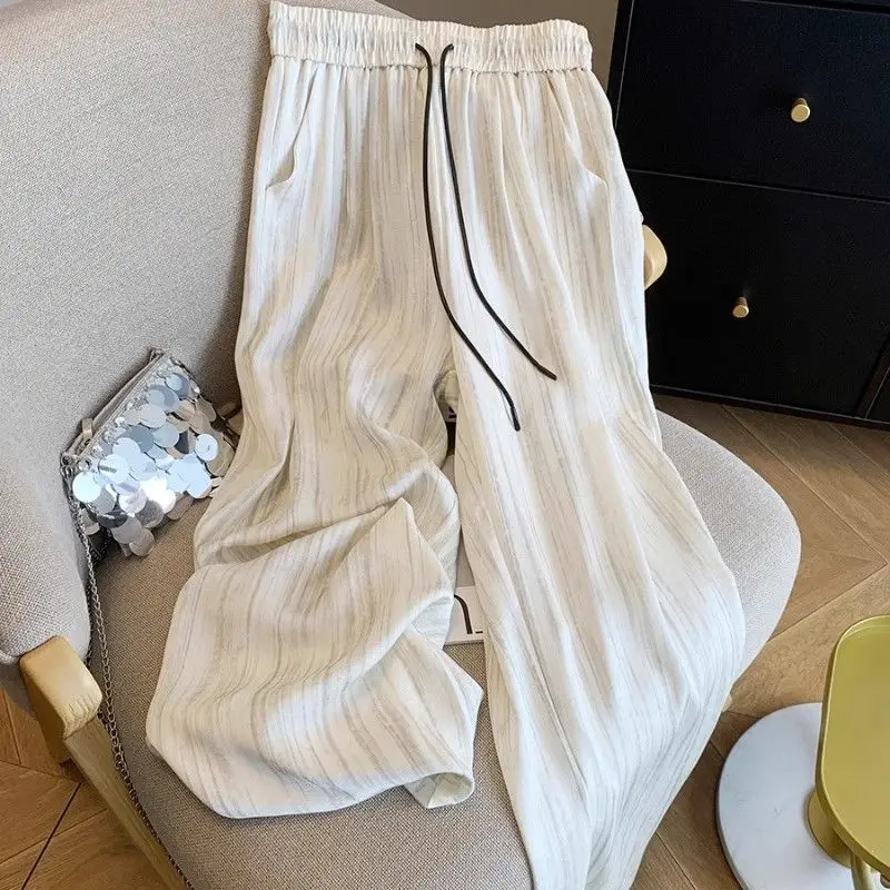 Explosive Recommended ~ Striped Ice Silk Satin Yamamoto Wide Leg Pants Women's Summer Straight Mop Hanging Casual Trousers
Explosive Recommended ~ Striped Ice Silk Satin Yamamoto Wide Leg Pants Women's Summer Straight Mop Hanging Casual Trousers