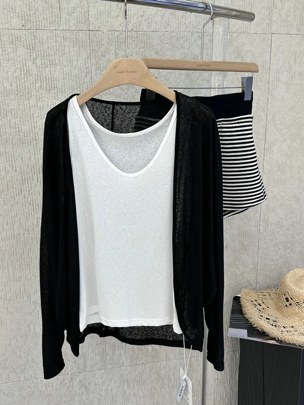 Loose Summer Sun Protection Set Women's Pure Color Drapey Vest Strap Top Stripe Shorts Three-piece Fashion Set by Tagkita
Loose Summer Sun Protection Set Women's Pure Color Drapey Vest Strap Top Stripe Shorts Three-piece Fashion Set by Tagkita