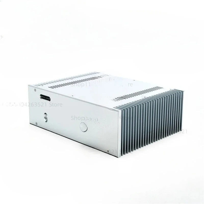 All-silver All-aluminum Alloy Amplifier Chassis with Radiators on Both Sides (360 * 120 * 275)
All-silver All-aluminum Alloy Amplifier Chassis with Radiators on Both Sides (360 * 120 * 275)