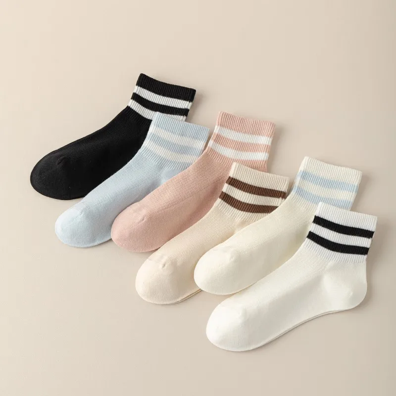 Summer Socks For Women White Women'S Socks Breathable Mesh Thin Socks Solid Color Leisure Ankle-Wrap Low Barrel Socks Soft
Summer Socks For Women White Women'S Socks Breathable Mesh Thin Socks Solid Color Leisure Ankle-Wrap Low Barrel Socks Soft
