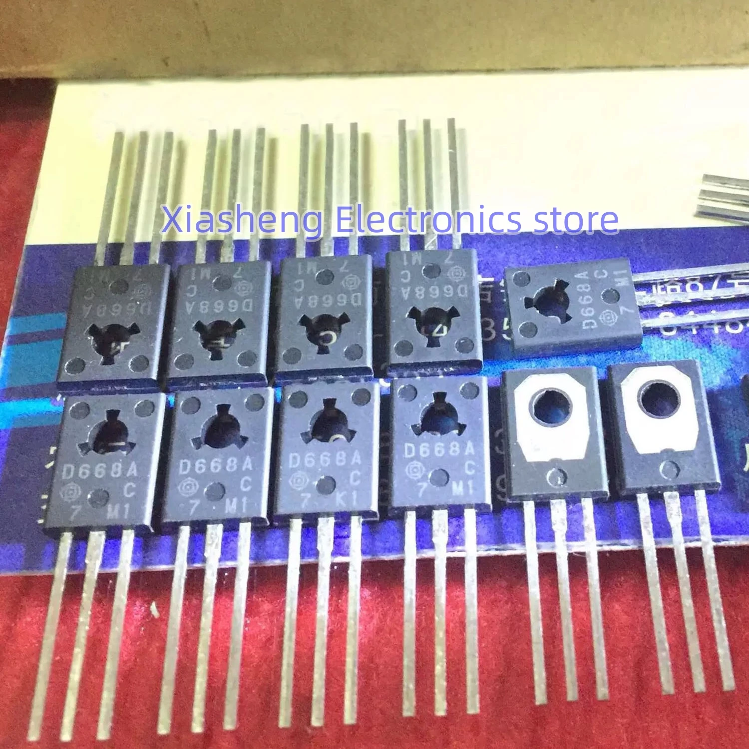 New Original 10Pcs 2SD668A 2SD668AC TO-126 Transistor In Stock Good Quality
New Original 10Pcs 2SD668A 2SD668AC TO-126 Transistor In Stock Good Quality