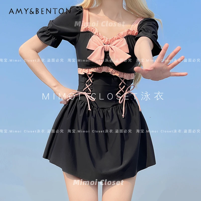 Summer New Retro Lolita Short-sleeved One-piece Swimsuit Sweet Cute Ruffle Edge Cross Lace Slim Hot Girl Bathing Suit Women
Summer New Retro Lolita Short-sleeved One-piece Swimsuit Sweet Cute Ruffle Edge Cross Lace Slim Hot Girl Bathing Suit Women