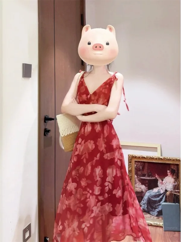 V-Neck Sleeveless Long Summer Dress for plus Size Women Retro Print Asymmetrical Floral Print Slimming Effect Beachwear
V-Neck Sleeveless Long Summer Dress for plus Size Women Retro Print Asymmetrical Floral Print Slimming Effect Beachwear