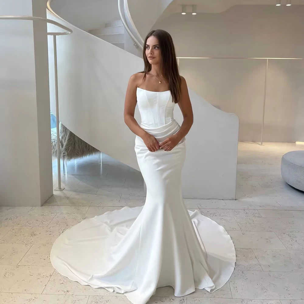 Verngo Simple Crepe Wedding Dress Strapless Mermaid Prom Bridal Gown Pleated Bride Dress Customized vestido de novia boda
Verngo Simple Crepe Wedding Dress Strapless Mermaid Prom Bridal Gown Pleated Bride Dress Customized vestido de novia boda