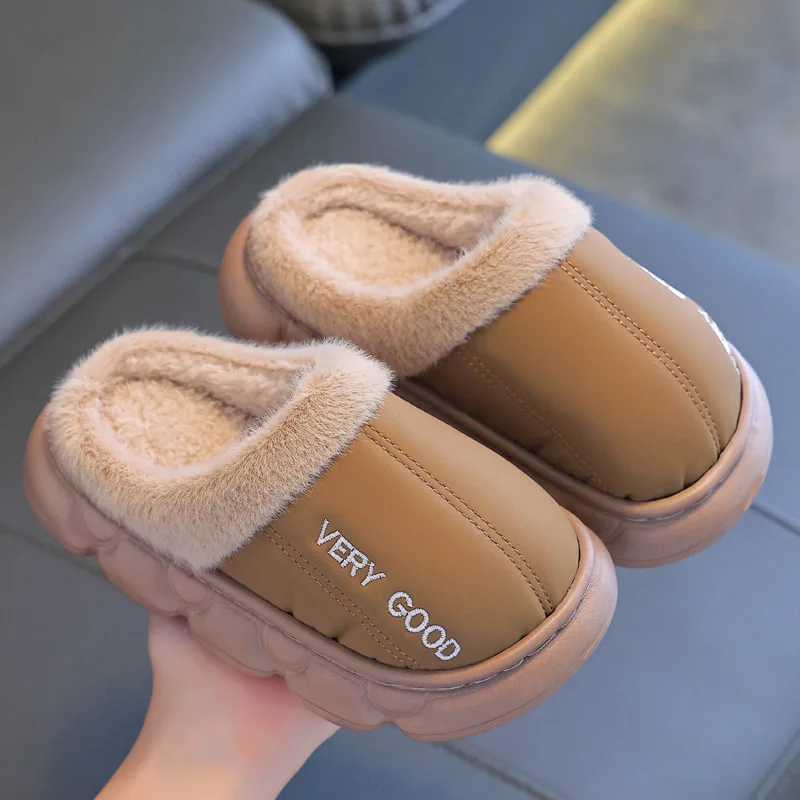 New Children's PU Leather Plush Slippers Soft Sole Non-slip Winter Warm Baby Boys Girls Indoor Home Cotton Shoes
New Children's PU Leather Plush Slippers Soft Sole Non-slip Winter Warm Baby Boys Girls Indoor Home Cotton Shoes