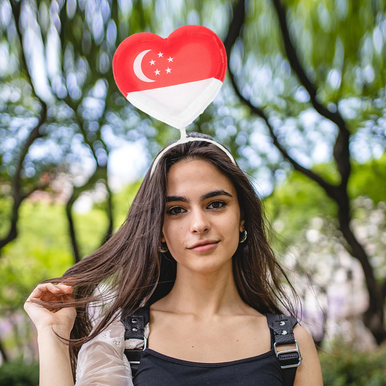Heart Headband Singapore Flag Hair Accessory Lightweight Delicate Design Parties Special Occasions Festival Celebration Photo
Heart Headband Singapore Flag Hair Accessory Lightweight Delicate Design Parties Special Occasions Festival Celebration Photo
