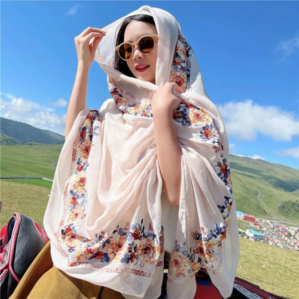 Printing Shawl Ethnic Style Scarf Bohemia Cotton Linen Large Shawl Warm Scarf Accessories Embroidery Flower Scarf Outdoor
Printing Shawl Ethnic Style Scarf Bohemia Cotton Linen Large Shawl Warm Scarf Accessories Embroidery Flower Scarf Outdoor