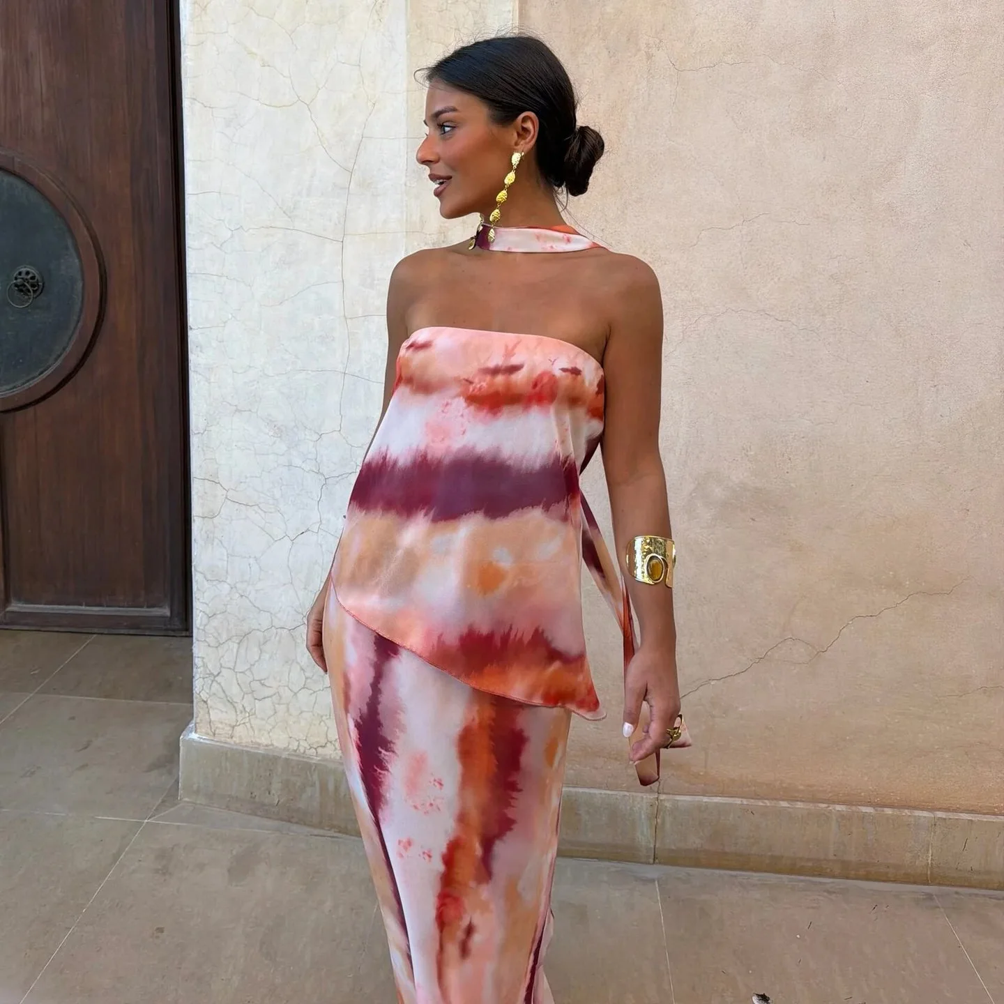 New Summer European and American Women's Fashion Printed Tie-dye Backless Strapless Top and Midi Skirt Set
New Summer European and American Women's Fashion Printed Tie-dye Backless Strapless Top and Midi Skirt Set
