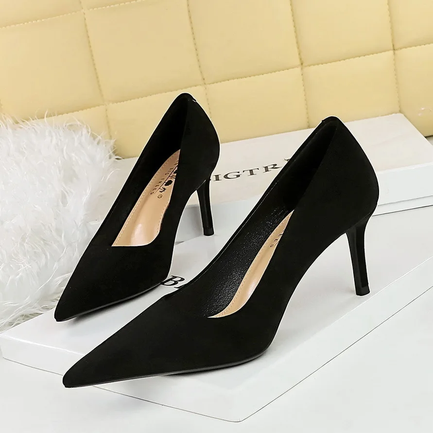 New Fashion Slimming Women's Shoes With Thin Heels Shallow Mouth Pointed Suede Single Shoes High Heels Women Pumps туфли женские
New Fashion Slimming Women's Shoes With Thin Heels Shallow Mouth Pointed Suede Single Shoes High Heels Women Pumps туфли женские