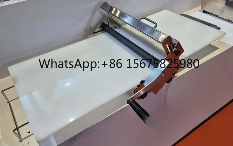 China Factory Manual Dough Sheeter Croissant Pizza Pastry Press Machine
China Factory Manual Dough Sheeter Croissant Pizza Pastry Press Machine