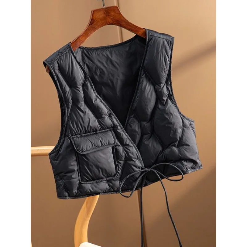 Women's Autumn Winter New Vest Quilted Tie Cropped Tops Loose V-neck Korean Cotton Waistcoat Tank Top Outerwear Black White
Women's Autumn Winter New Vest Quilted Tie Cropped Tops Loose V-neck Korean Cotton Waistcoat Tank Top Outerwear Black White