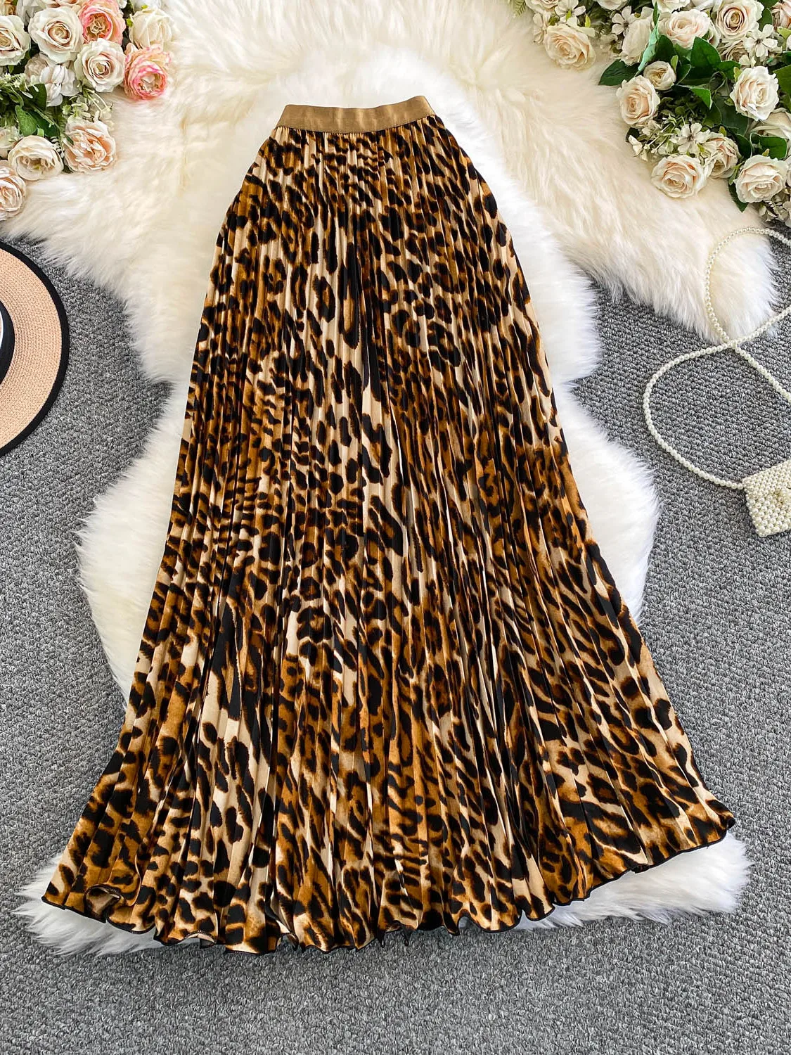 REALEFT Leopard Print Midi Skirts for Women 2026 New Elegant Spring Summer High Waist Slimming Mid-Length Women's Pleated Skirts
REALEFT Leopard Print Midi Skirts for Women 2026 New Elegant Spring Summer High Waist Slimming Mid-Length Women's Pleated Skirts