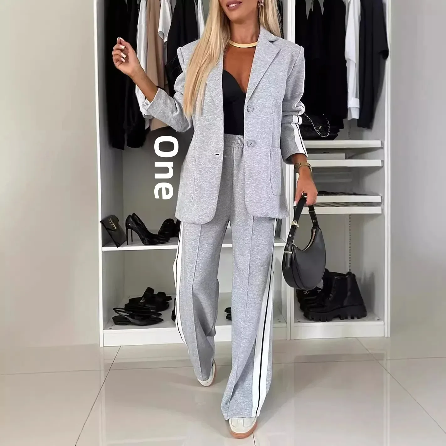 Pop 2024 New Women's Long Sleeve Autumn/Winter Casual Suits Independent Station European American Foreign Trade Fashion Trend
Pop 2024 New Women's Long Sleeve Autumn/Winter Casual Suits Independent Station European American Foreign Trade Fashion Trend