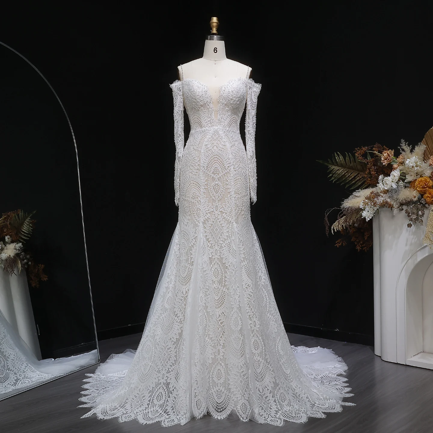 Sharon Said High Quality Elegant Off White Sweetheart Long Wedding Dresses with Pearl Beaded Women Bride Gowns SW656 Customized
Sharon Said High Quality Elegant Off White Sweetheart Long Wedding Dresses with Pearl Beaded Women Bride Gowns SW656 Customized