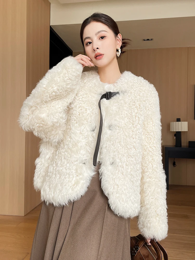 High-end Luxury Toscana Lamb Fur Shearling Jacket for Women Simple O-neck Fluffy Warm Short Winter Genuine Leather Real Fur Coat
High-end Luxury Toscana Lamb Fur Shearling Jacket for Women Simple O-neck Fluffy Warm Short Winter Genuine Leather Real Fur Coat