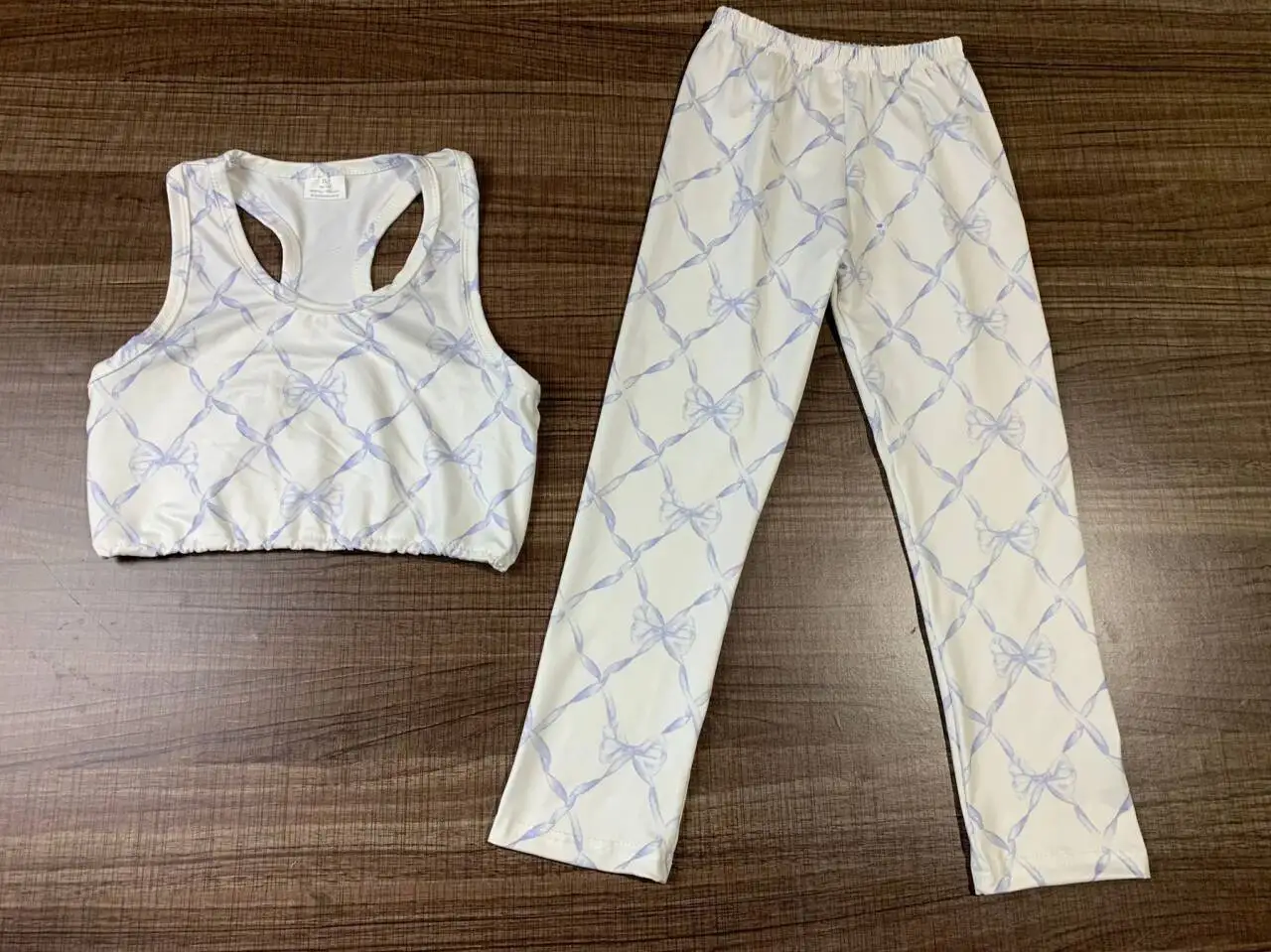 Cute Bow Print Halter Top Pants Outfit for Girls New Design Sibling Matching Set boutique wholesale
Cute Bow Print Halter Top Pants Outfit for Girls New Design Sibling Matching Set boutique wholesale