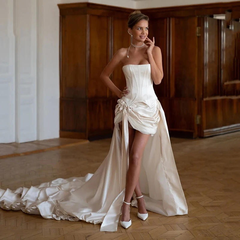 Eightree Women A-Line Wedding Dresses Strapless High Low 2 Pieces Bridal Dress 2026 Wedding Evening Ball Prom Gowns Customized
Eightree Women A-Line Wedding Dresses Strapless High Low 2 Pieces Bridal Dress 2026 Wedding Evening Ball Prom Gowns Customized