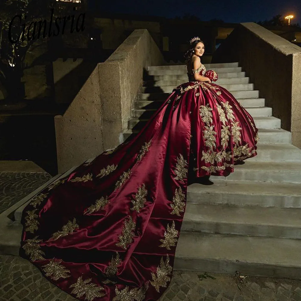 Красное бальное платье принцессы, платья Quinceanera, вечерние платья Sweet 16, 3D цветы, кружевная аппликация, хрустальные бусины с открытыми плечами, платья на день рождения
Красное бальное платье принцессы, платья Quinceanera, вечерние платья Sweet 16, 3D цветы, кружевная аппликация, хрустальные бусины с открытыми плечами, платья на день рождения