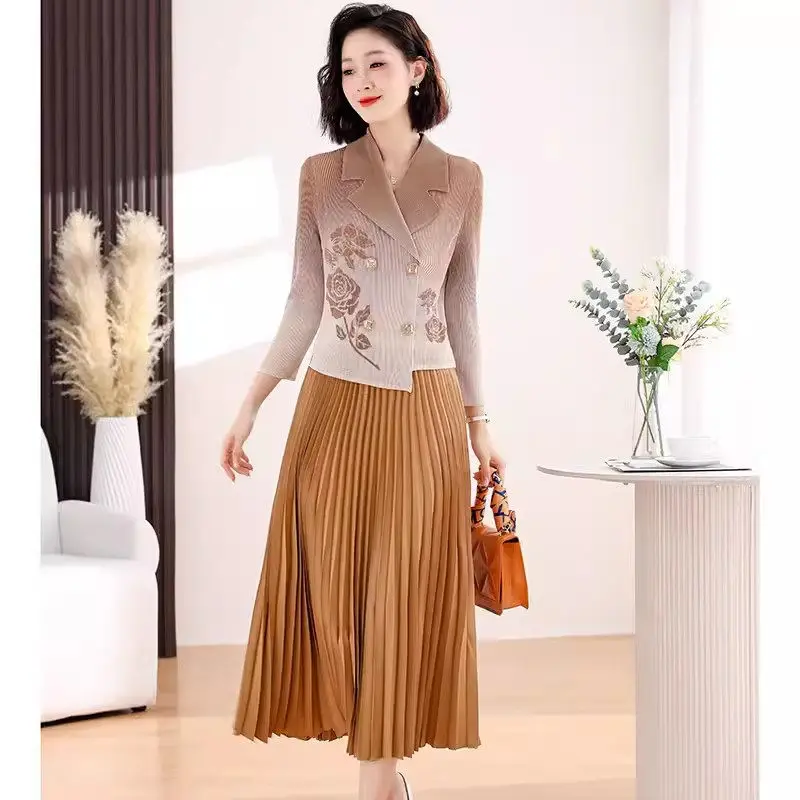 Spring Women Fashion Dress 2024 Temperament Slim Suit Collar Personalized Design Printed Fake Two Piece Dress Pleated Robe K142
Spring Women Fashion Dress 2024 Temperament Slim Suit Collar Personalized Design Printed Fake Two Piece Dress Pleated Robe K142