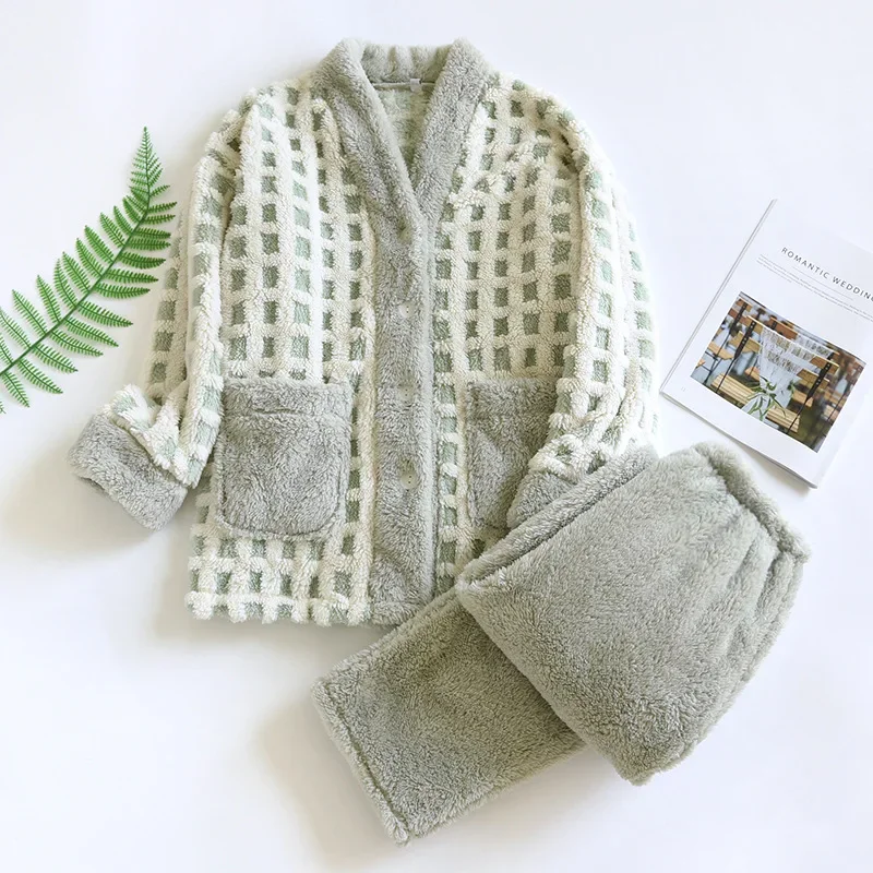 Coral Velvet Women's Autumn And Winter Pajamas Home Clothes Plus Velvet Thickened Simple Pajamas Warm Clothes
Coral Velvet Women's Autumn And Winter Pajamas Home Clothes Plus Velvet Thickened Simple Pajamas Warm Clothes