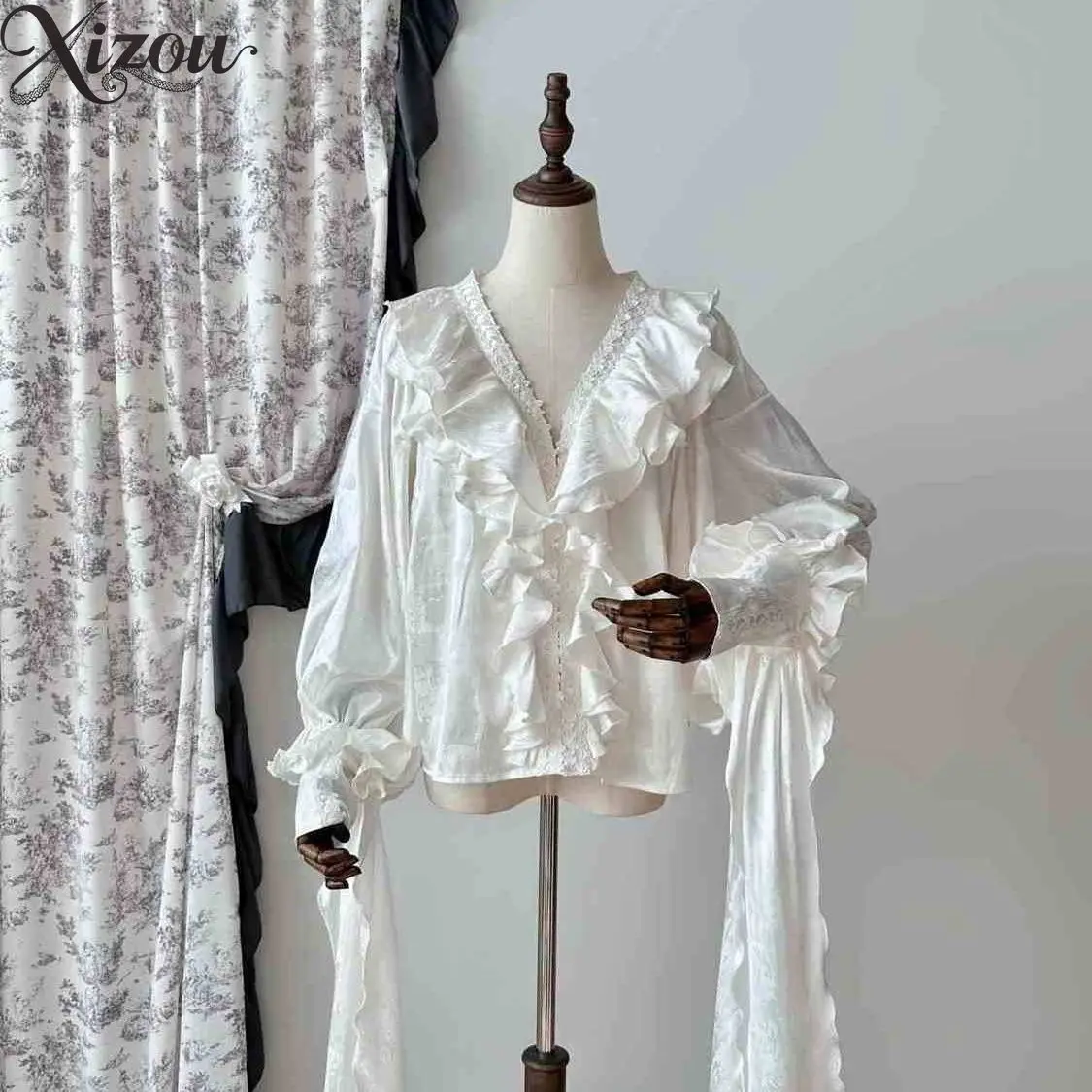 Gothic Style Lolita Shirts Inner Tops Women Vintage Pure Color Fashion Retro Punk Fashion Spring Autumn Casual Elegant Blouses
Gothic Style Lolita Shirts Inner Tops Women Vintage Pure Color Fashion Retro Punk Fashion Spring Autumn Casual Elegant Blouses