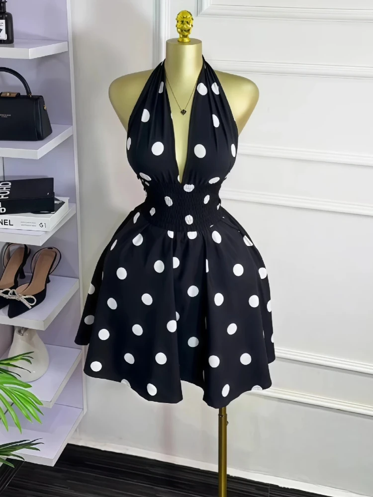 Women Dot Printed Sleeveless Halter V-neck Big Swing A-line Mini Dress 2025 Summer Vacation Sexy Party Evening Dresses
Women Dot Printed Sleeveless Halter V-neck Big Swing A-line Mini Dress 2025 Summer Vacation Sexy Party Evening Dresses