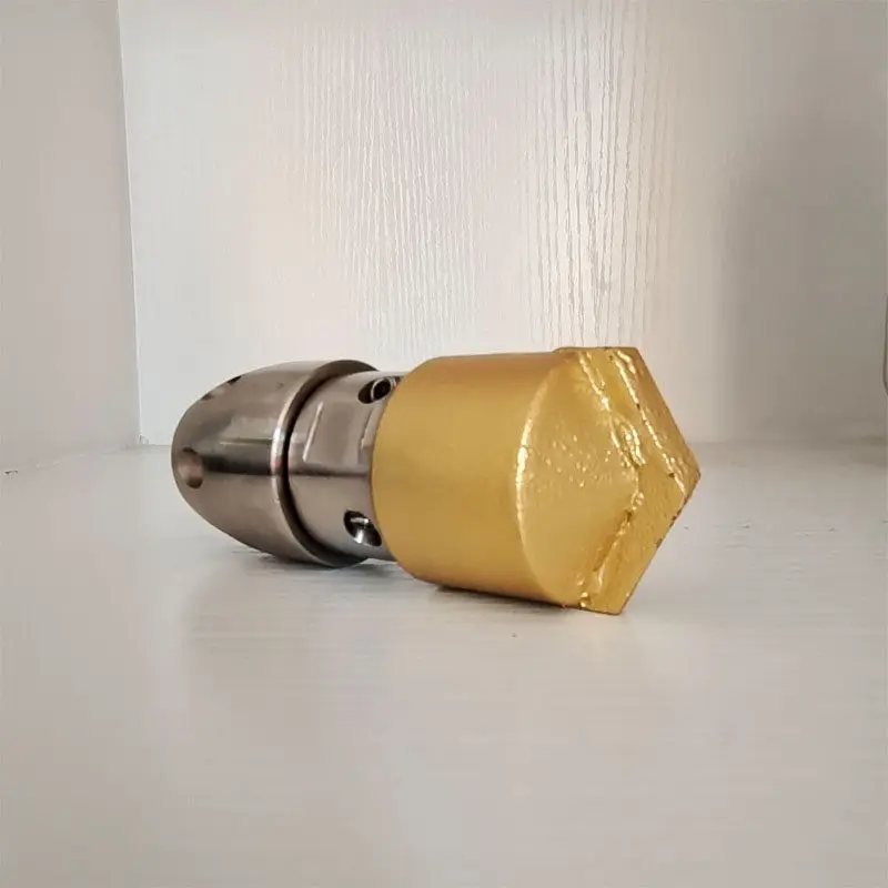0.5KG stainless steel alloy high-pressure rotating nozzle for removing dirt and oil deposits in the next cleaning process
0.5KG stainless steel alloy high-pressure rotating nozzle for removing dirt and oil deposits in the next cleaning process