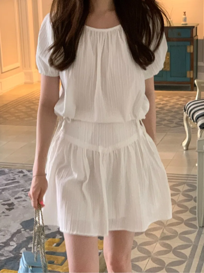 Chic Summer Gentle Versatile ort Sve irt with High Waist Lace f Skirt Set Ele Soft Knot Design Women's Outfit
Chic Summer Gentle Versatile ort Sve irt with High Waist Lace f Skirt Set Ele Soft Knot Design Women's Outfit