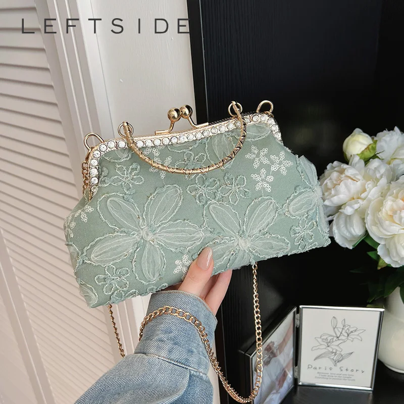 Women's Small Floral Embroidery Rhinestone Buckle Chain Handbag Elegant Retro Party Dating Crossbody Bags 2026 Shoulder Bag
Women's Small Floral Embroidery Rhinestone Buckle Chain Handbag Elegant Retro Party Dating Crossbody Bags 2026 Shoulder Bag