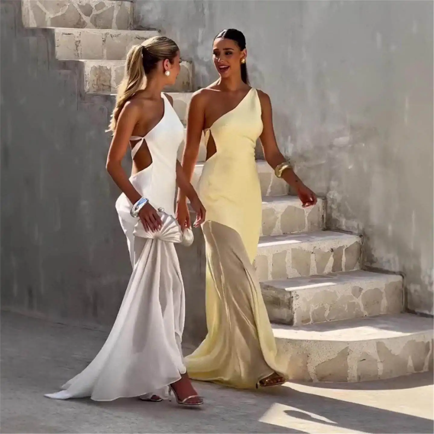 Elegant Pure Color Summer New Women's Dress Slant Collar Slim Fit A-Line Skirt High Waist Fashionable Classy Style Gown
Elegant Pure Color Summer New Women's Dress Slant Collar Slim Fit A-Line Skirt High Waist Fashionable Classy Style Gown