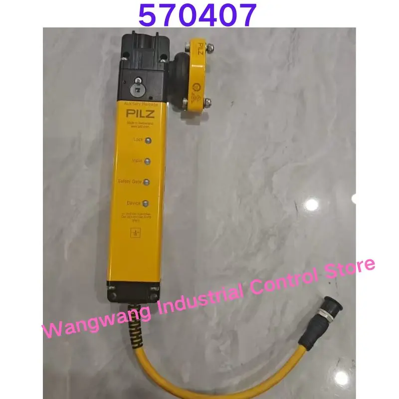 Second-hand test OK , 570407 Safety Door Lock Switch
Second-hand test OK , 570407 Safety Door Lock Switch
