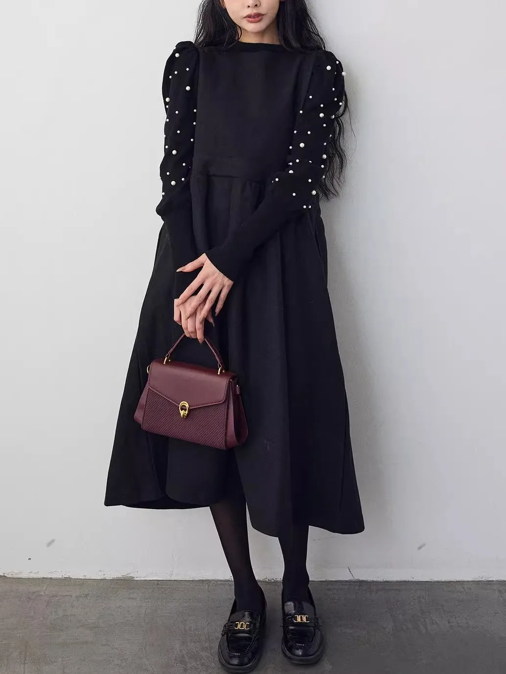 Korean Sle Bubble Sve Knitted Sweater Set with Knot Lantern Sve Long Skirt Two-Way Wear Warm Fce Vest
Korean Sle Bubble Sve Knitted Sweater Set with Knot Lantern Sve Long Skirt Two-Way Wear Warm Fce Vest