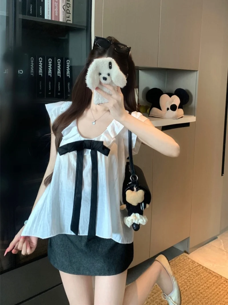 Korean Style Anti-Aging College Style Shirt with Knot Flying Sleeves Loose Casual Thin Women's Top Summer Fashion
Korean Style Anti-Aging College Style Shirt with Knot Flying Sleeves Loose Casual Thin Women's Top Summer Fashion