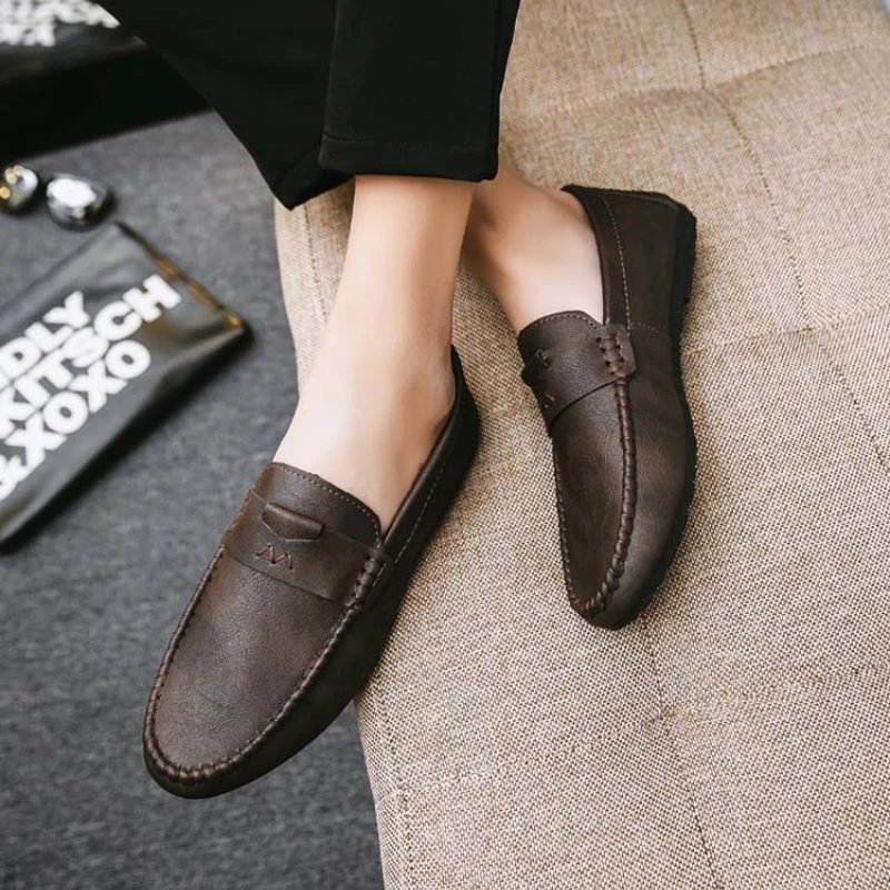 2026 New Men British Style Loafers Soft Leather Slip on Business Casual Dress Shoes
2026 New Men British Style Loafers Soft Leather Slip on Business Casual Dress Shoes
