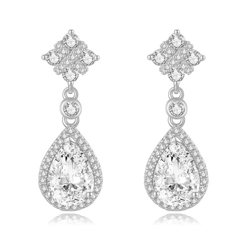 ZFSILVER модные серьги из серебра 925 пробы с муассанитом, классический модный дизайн, серьги-капли 2 карата, подвески, женские аксессуары, ювелирные изделия, подарок E21212
ZFSILVER модные серьги из серебра 925 пробы с муассанитом, классический модный дизайн, серьги-капли 2 карата, подвески, женские аксессуары, ювелирные изделия, подарок E21212