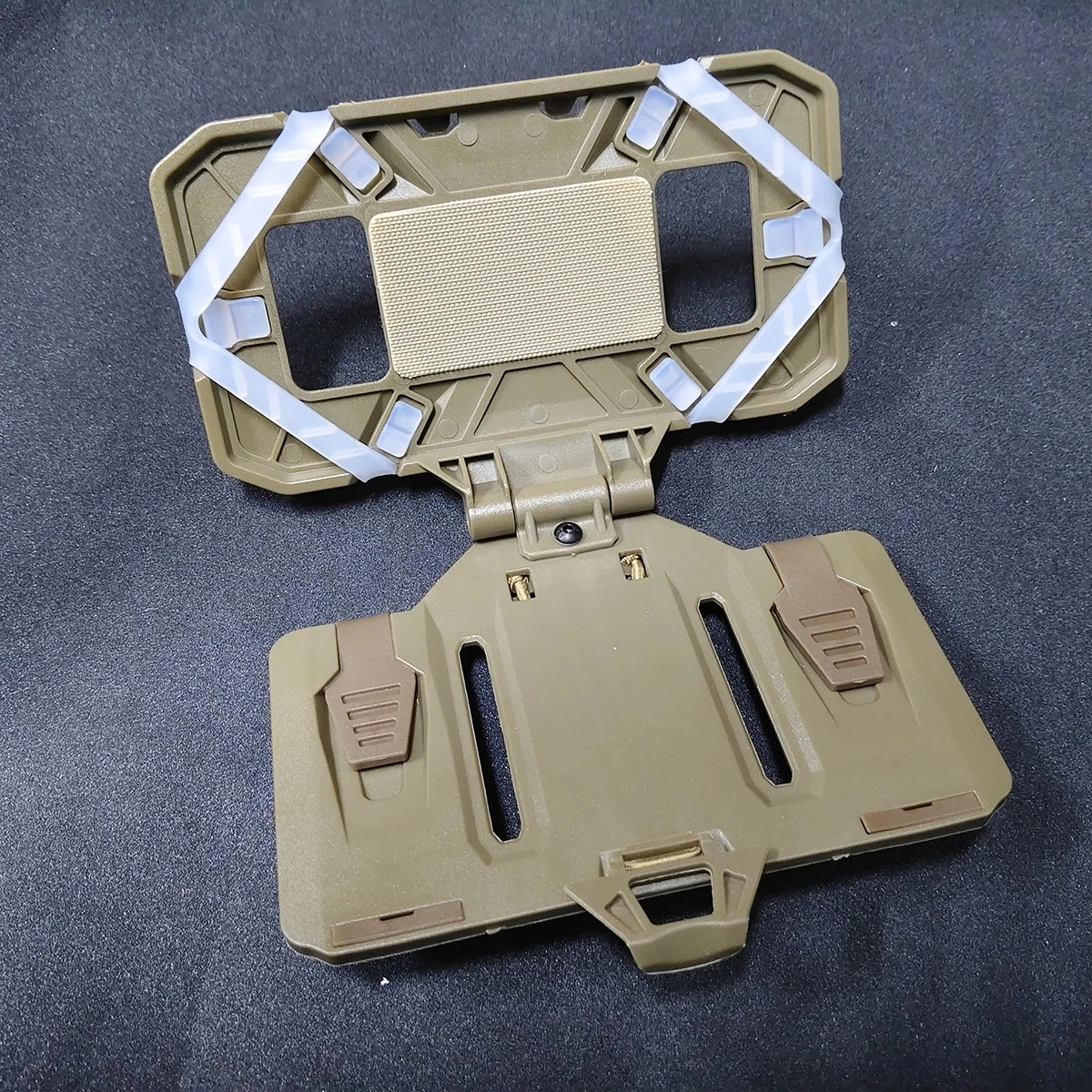 Tactical MOLLE Phone Holder, Folding Navigation Board, MOLLE System Foldable Vest Chest Hunting Vest Navigation Board Universal
Tactical MOLLE Phone Holder, Folding Navigation Board, MOLLE System Foldable Vest Chest Hunting Vest Navigation Board Universal
