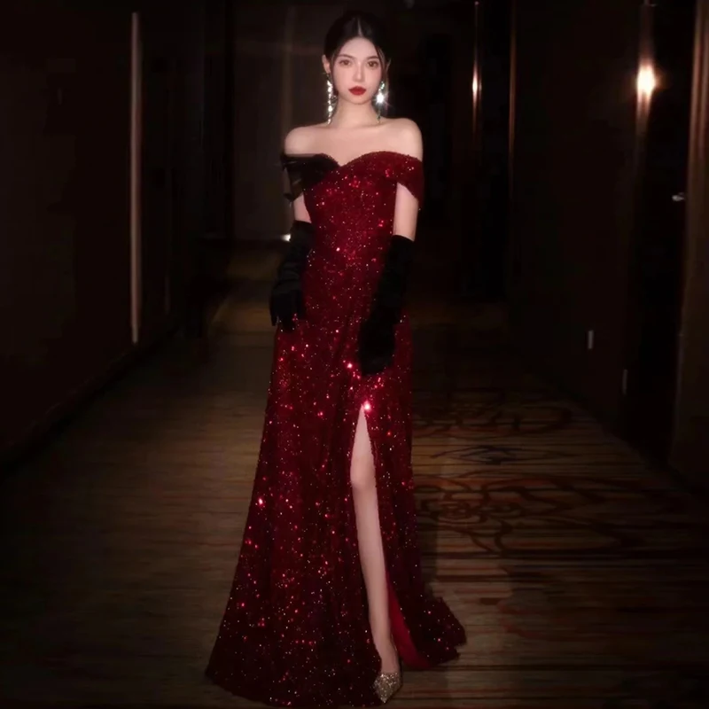 One-oulder Wedding Dr Sparkling Evening Gown Host New Year's Dinner Winter Faion Ele Simple Color Long Skirt
One-oulder Wedding Dr Sparkling Evening Gown Host New Year's Dinner Winter Faion Ele Simple Color Long Skirt