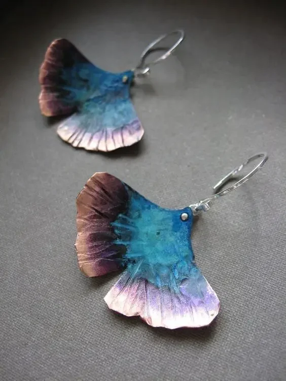 A pair of ginkgo biloba earrings, elegant and fresh, full of ancient rhyme, suitable for a variety of occasions, warm and skin-friendly, good holiday gifts
A pair of ginkgo biloba earrings, elegant and fresh, full of ancient rhyme, suitable for a variety of occasions, warm and skin-friendly, good holiday gifts